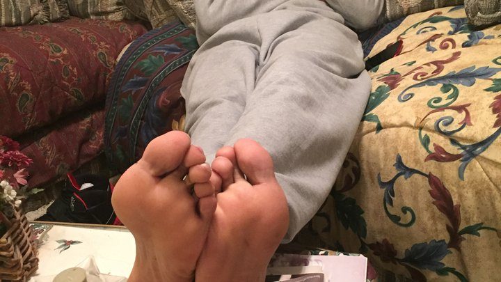 Malefootflava 23339 Clip Store - Malefootflava Present Kevan does some male footmodeling teases - Part 1 -