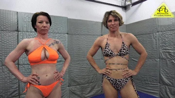 Antschas Wrestling And Fetish Store - Zsuzsa vs Kiniku female competitive wrestling match