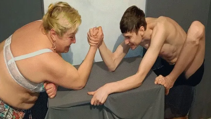 Appetizing Crumpet - Crumpet vs skinny boy MP4