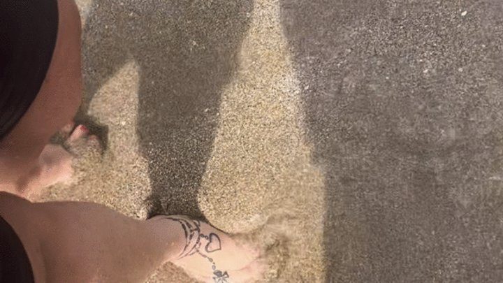 Hibiscusdameson - Barefoot in the sand