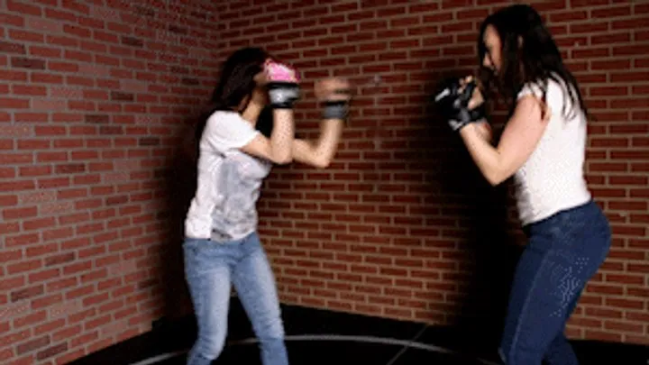 Hannah In Fetishland - Fight at the Gym 4K