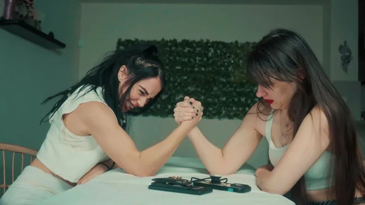 Koven Studios - Roommate Arm Wrestle (4k)