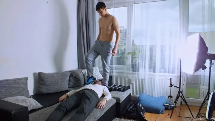Czechmalefoot Video Store - Barefoot Bruno