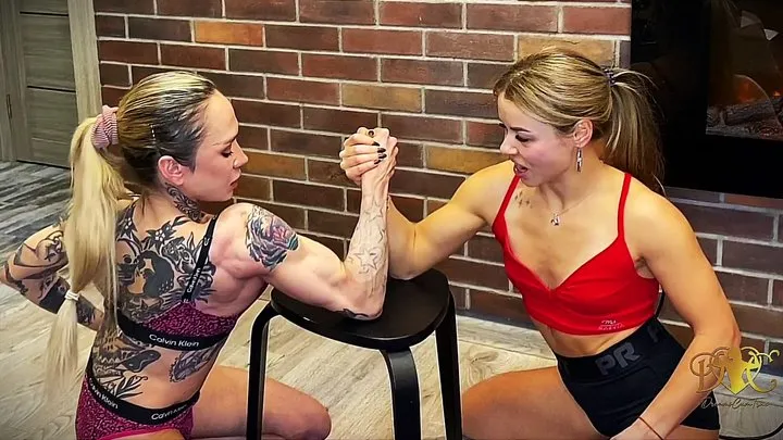 Dreams Cum True - Miss Julia Vs Iron Chick - Arm Slammers