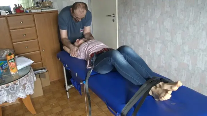 Polish Tickling - Justyna can't stand this tickling 3 HD
