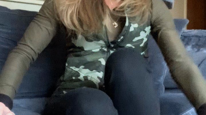 Aariels Foot Fetish Desires - HAPPY FEETSTER!
