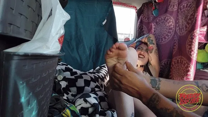 Freddy Lowlife - Kass's First Tickle Shoot (Part 1)