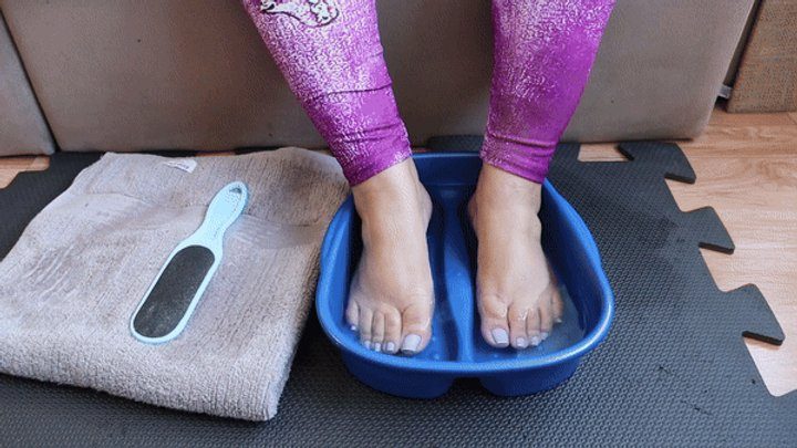 Bbwomanlicious - Dolce Amaran in massive extraction of the her dust foot - FOR MOBILE DEVICE USERS - PEDICURE - FOOT DUST - BAREFOOT - FOOT DOMINATION - FOOT HUMILIATION - FOOT SLAVE TRAINING - FOOT ADDICT - POV - BBW FEET - MATURE - FOOT FOOD - FEET CARE - BBW GODDESSE
