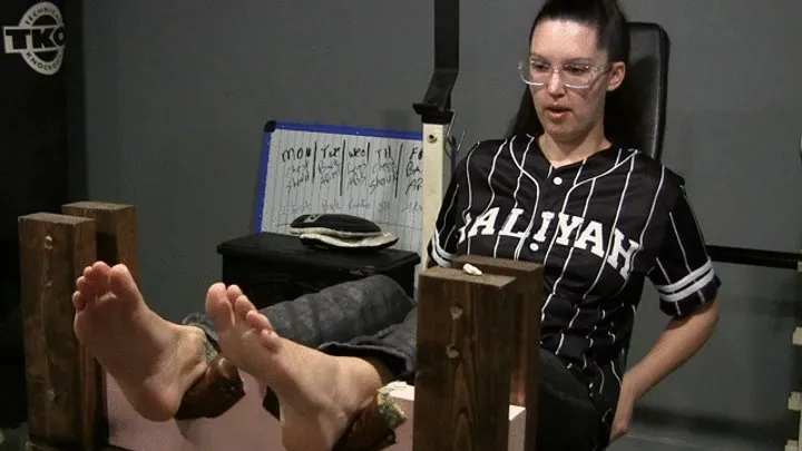 Tickled Pink - Amanda HOLD your feet here