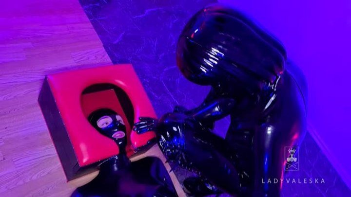 Lady Valeska Femdom - Smothered By Latex Kigurumi