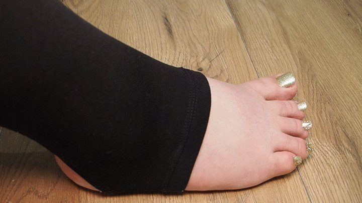Anastasia Gree Clip Store - #6 BBW foot in yoga leggings (no talk)