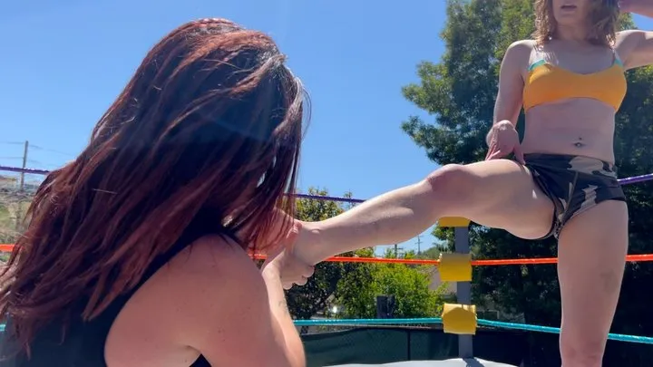 Butt Wrestling Inc - Stevie vs Tessa: Sock Wrestling
