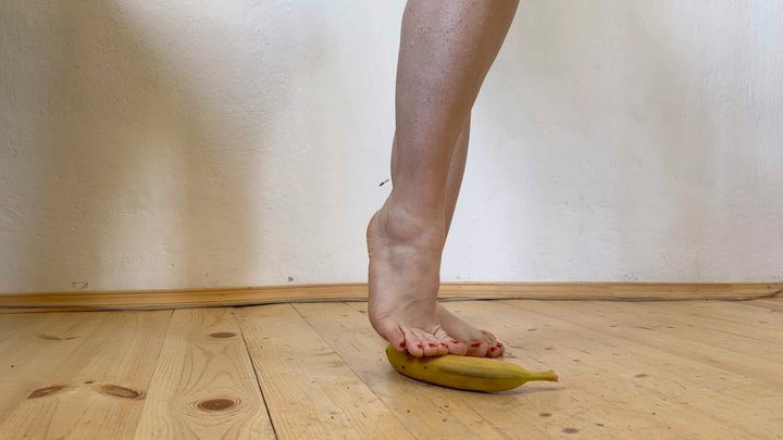 Forgetmenot - i will crush you like this banana avi