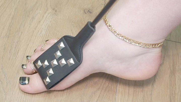 Anastasia Gree Clip Store - #1 Loser's place is at my feet! ( no talking)
