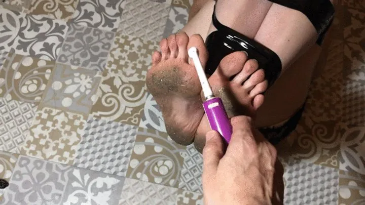 Barefoot Cecilia - Tickling with electric toothbrush POV