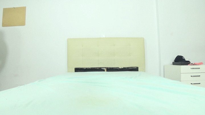 Goddess Scarlet White - DOUBLE FACE SITTING PAWG and BBW with a dwarf slave PART 1 BY BRITNEY HUNTER, SCARLET WHITE and Ananzinha CAM BY HANNA FULL HD