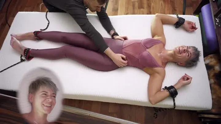 Dominant Femine - Pretty Ruslana - Massage Salon - Episode 9 - Full - HD 1920x1080