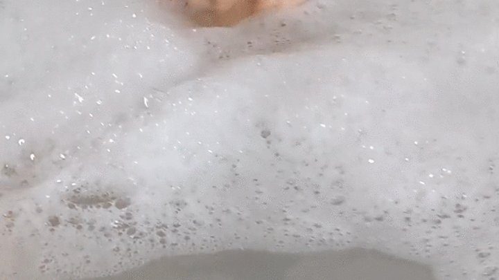 Wildsouthernpeach - Messy Footjob