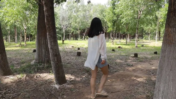 Cgbf - Girl was attacked and tickled in the forest