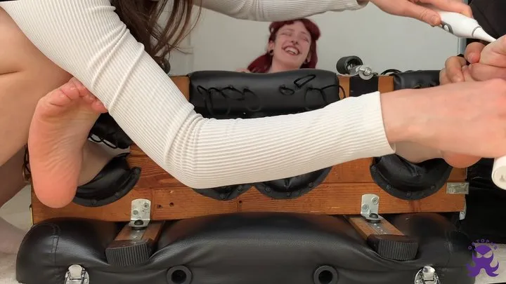 Octopustickling - Emi x Yuxi - foot tickling pt 2 1080