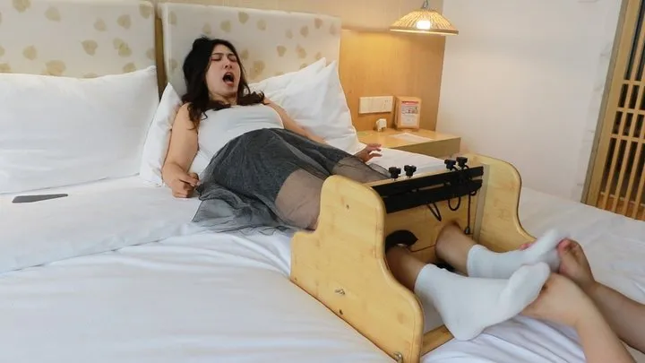Cgbf - Very ticklish girl cotton stockings gets tickled in stock