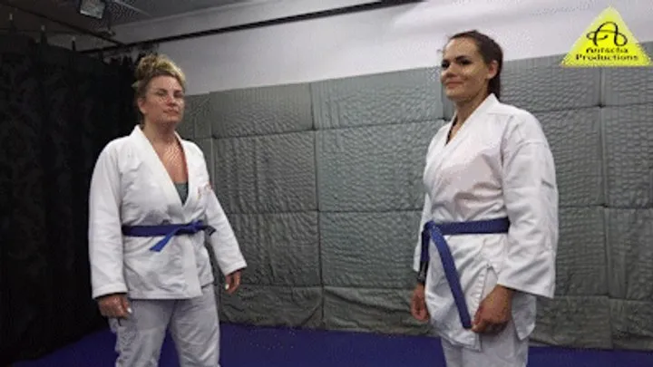 Antschas Wrestling And Fetish Store - Dolly vs Isabel Judo Gi match