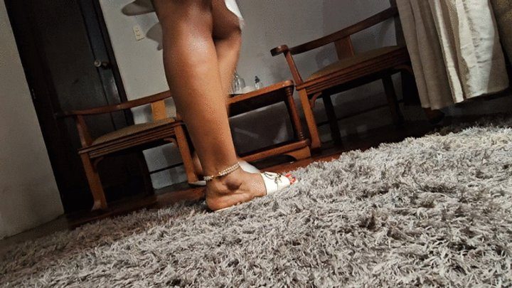 Foot Fetish Paradise - Balbina Big Foot Soles Tapping JOI Goddess