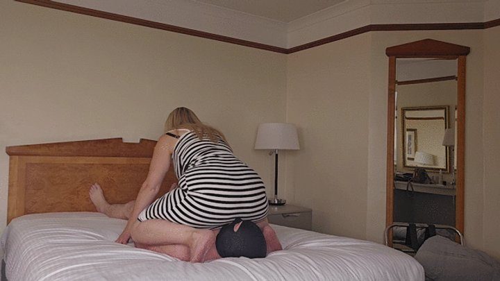 Lady Diosa - Slave training face sitting 1