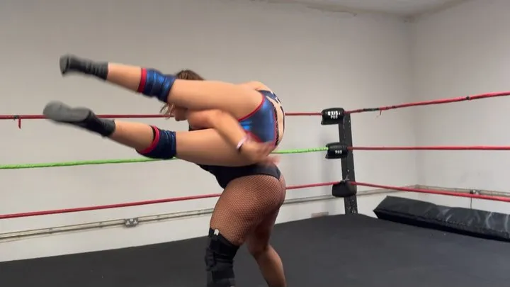 Bad Girls Wrestling - Playful pinfall match