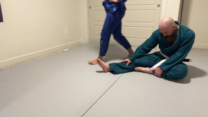 Lexa Muscles - Jiu Jitsu Karateka Foot Smother