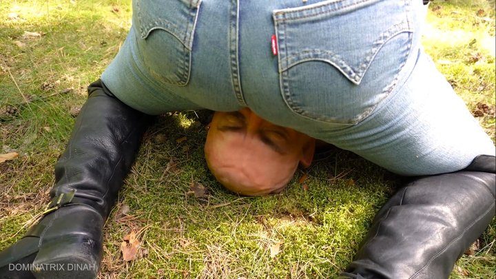 Dominatrix Dinah - Personal - Face Sitting in Blue Jeans