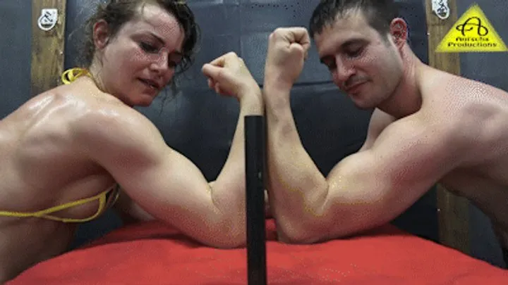 Antschas Wrestling And Fetish Store - Armwrestling Xena vs James