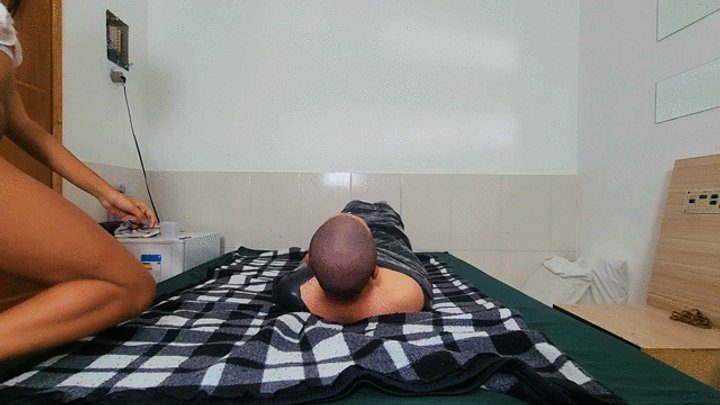 Manuela Albertine Fetish - Face sitting teen two, part 1, by Goddess Mayara and Slave, (cam by Manu) FULL HD