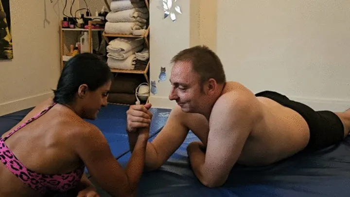Frany Queen Wrestling - Strength Challenge