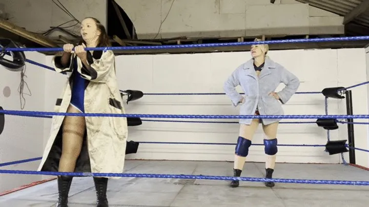 Nadia Sapphire - Back breakers, camel clutch and Headscissors