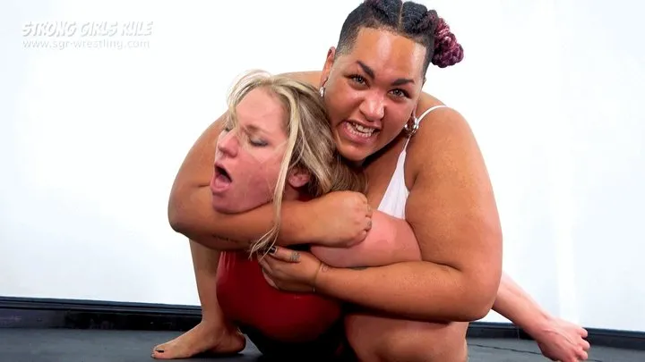 Strong Girls Rule - SGR0395 Break Her - Medina Williams crushes Goddess Anastaxia HD