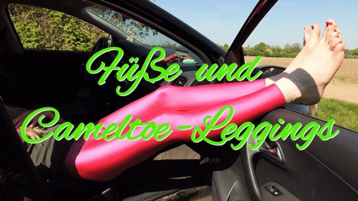 Leggingsnet Clips And Pics - Feet and cameltoe leggings - Füße und Cameltoe Leggings
