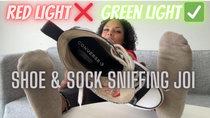 Mamarican - Red Green Light Shoe and Sock Sniffing JOI game