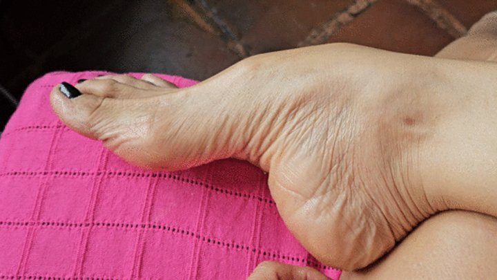 Foot Fetish Paradise - Milah Arches extreme close up of her sublime Highly Arched Feet