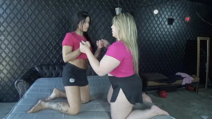 Goddess Scarlet White - DIRTY FART FIGHT PART 1 BY YUMME AND CAMILA SANTOS CAM BY DANI FULL HD