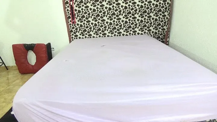 Scarlet Fart Fetish - Fart showers in the bedroom Part 1 By Scarlet White Cam By Dani Full HD