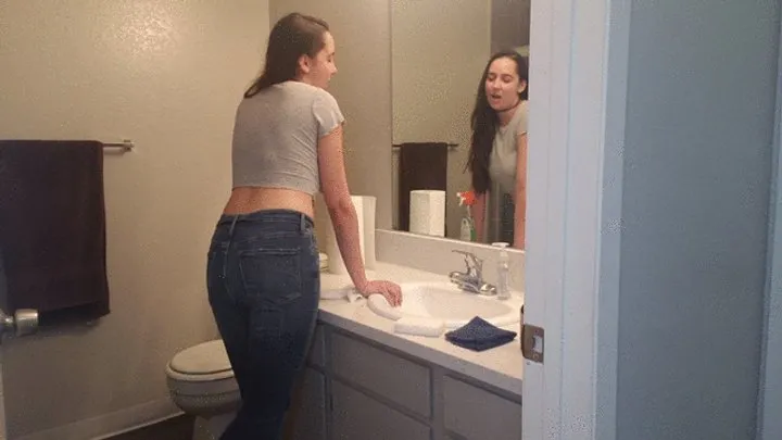 The Fart World - Kyra NONSTOP Farts For 5 Minutes Straight!