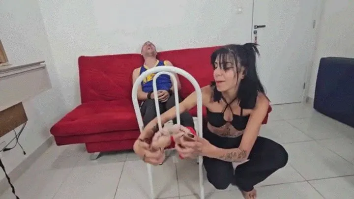 Pleasure Tickles - Nathy And Renato - RENATO TICKLED - HD
