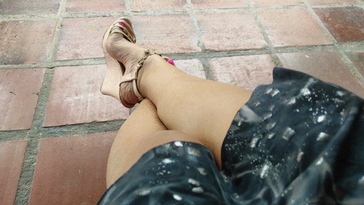 Goddess Foot Fetish - Feet with very pronounced arch using high heels and walking with them (2)
