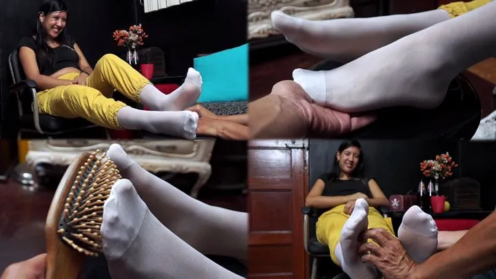 Divarope Latinas In Fetish Bondage - Rubs and tickles to Jasmin nylon feet!
