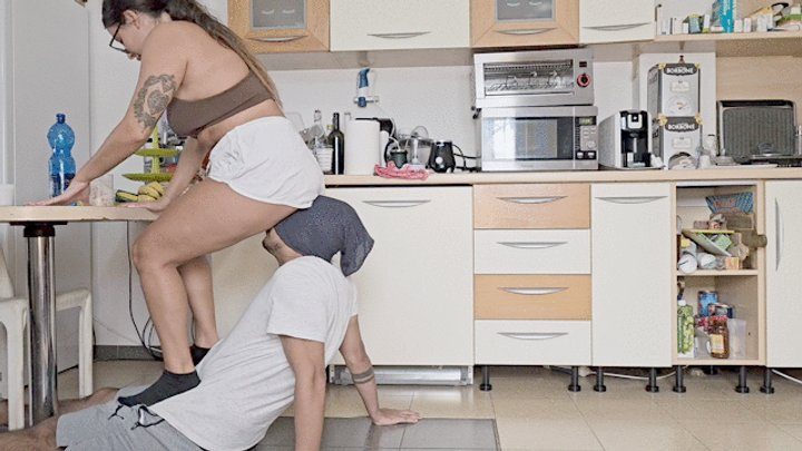 Deaveronica - Training my human chair