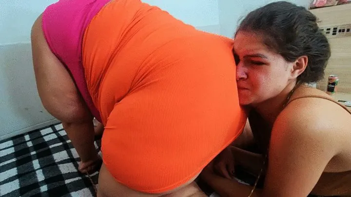 Manuela Albertine Fetish - Farting Big BBW Brazilian, part 2, by BBW Sammy and Satina, (cam by Manu) FULL HD