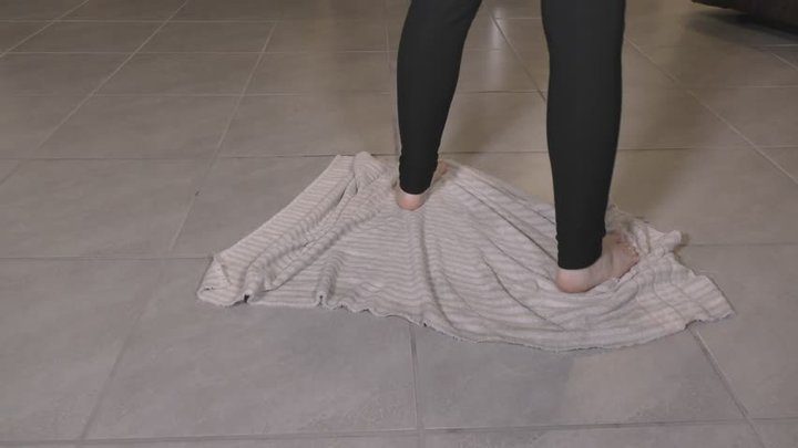 Quiet Bunny - Cleaning the floor with my feet