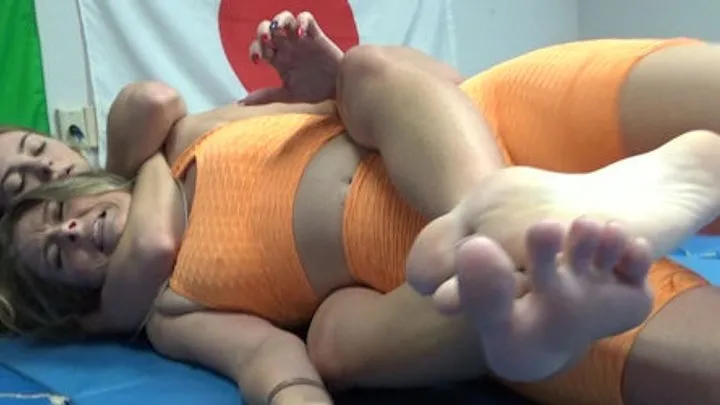 Grappling Girls In Action - GG453C