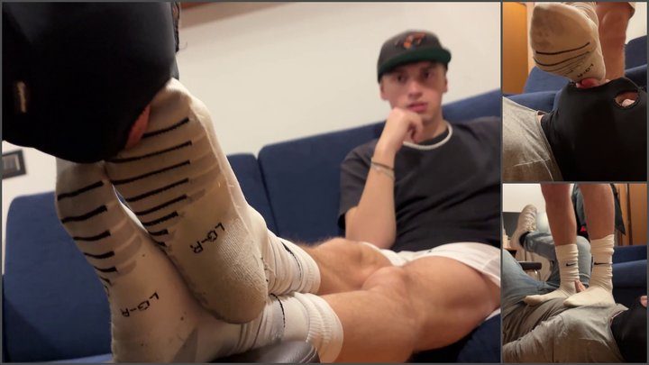 Massitheprince - Choke on my sweaty socks and be my carpet